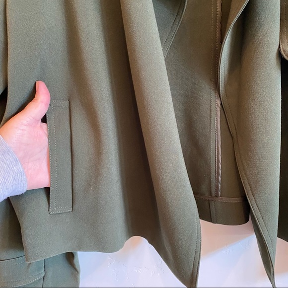 PREMISE STUDIO Camo Green Open Front Cropped Fashion Jacket - Picture 3 of 9